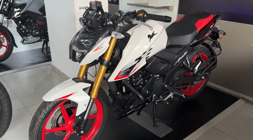 Apache RTR 160cc